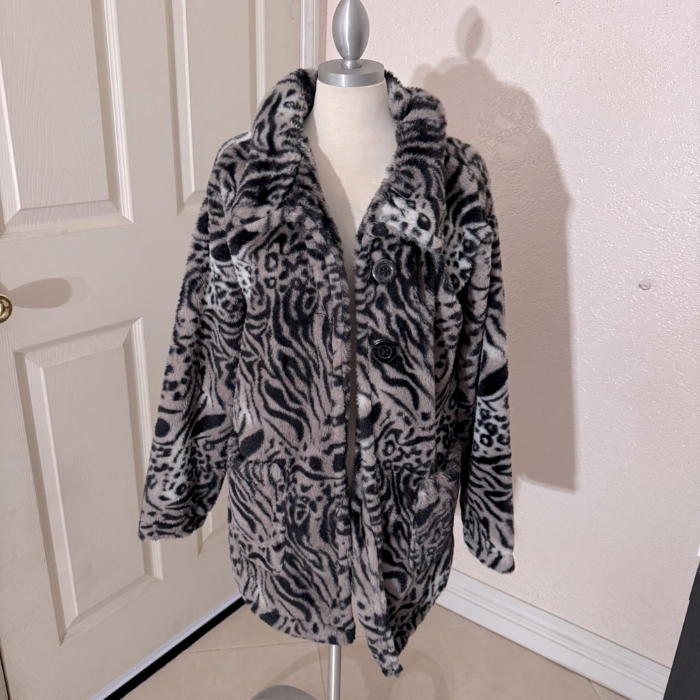 Casual Identity Faux Fur Zebra Print Gray Black Coat Size Medium